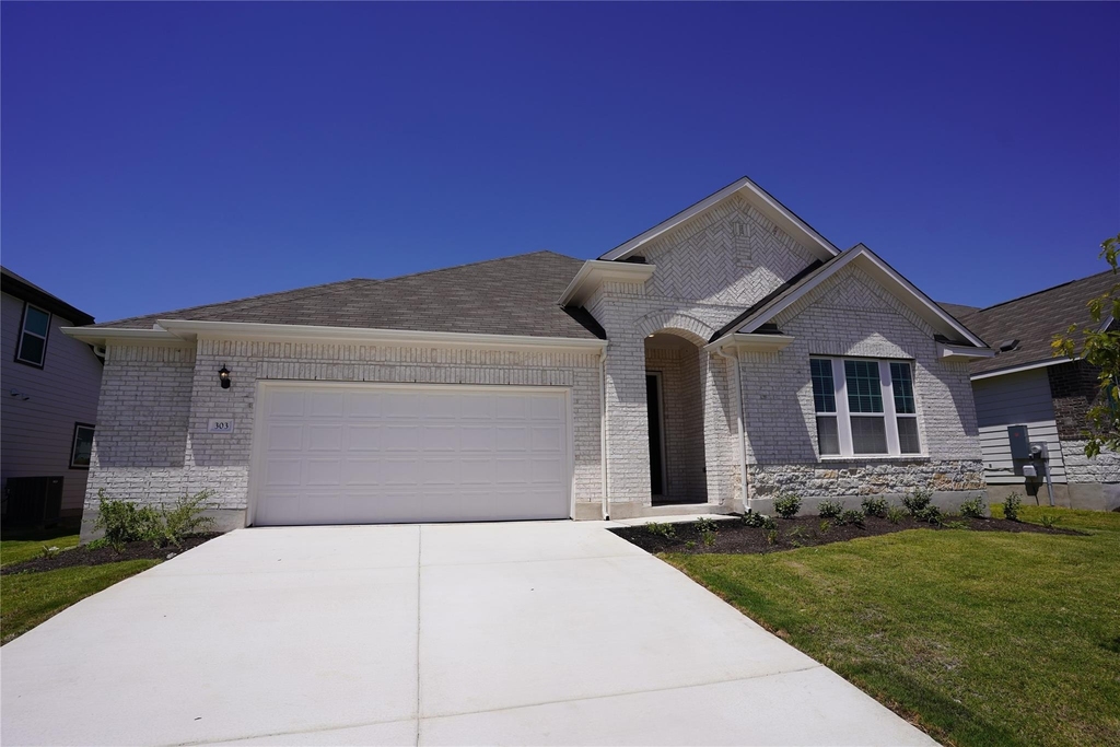 303 Bear Oak St - Photo 4