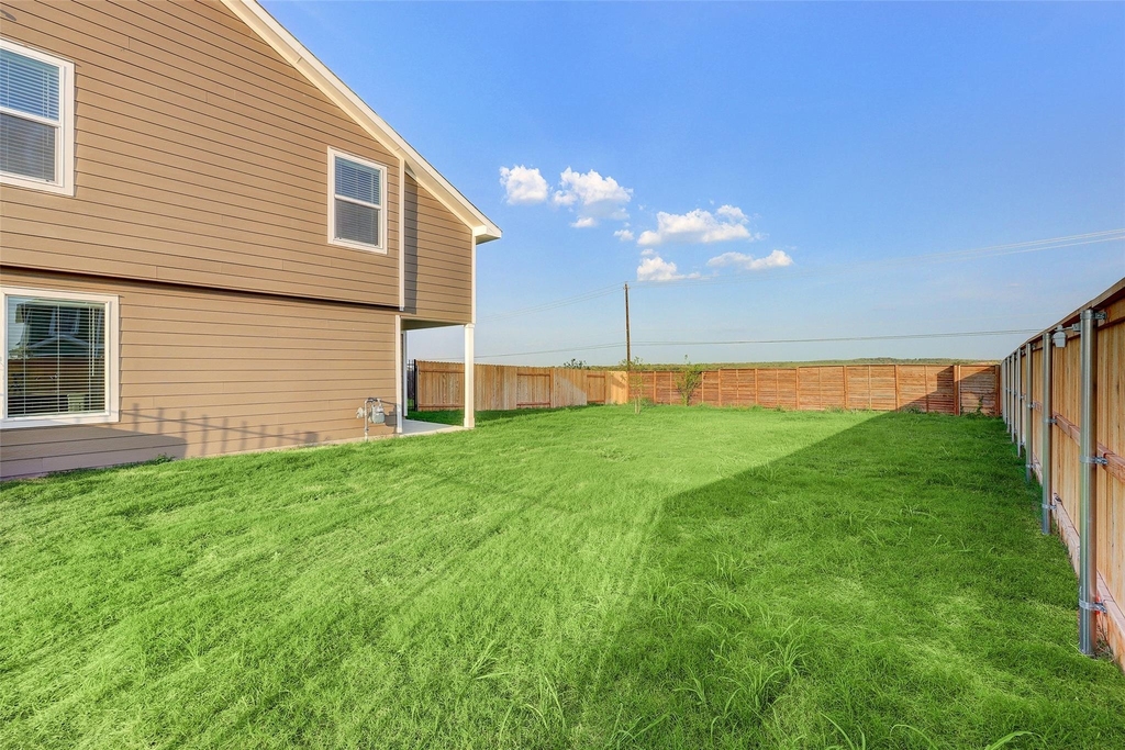 7325 Spotted Leaf Way - Photo 19
