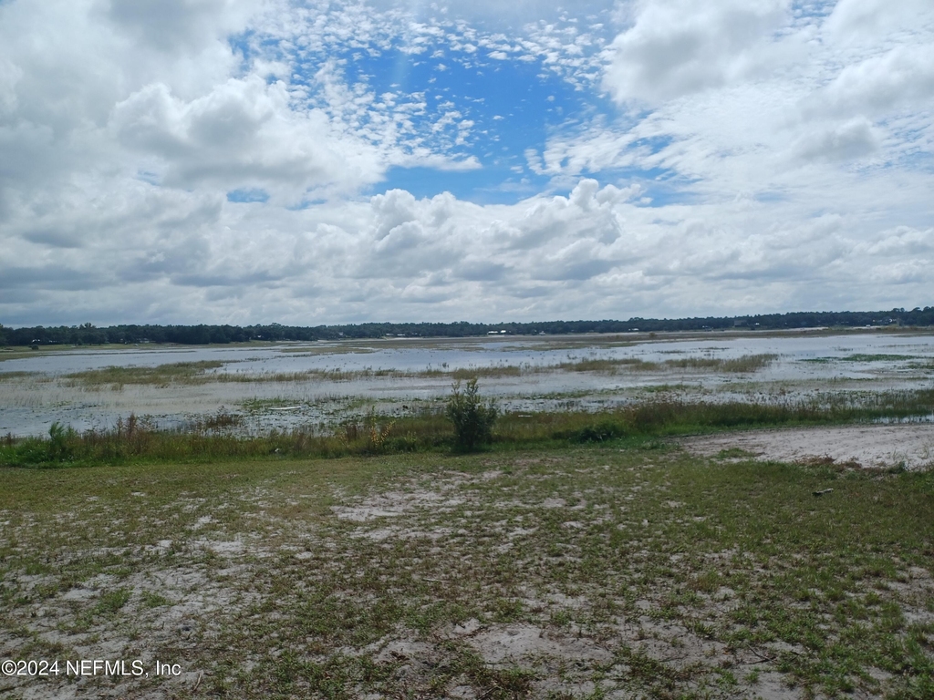 5869 White Sands Road - Photo 1