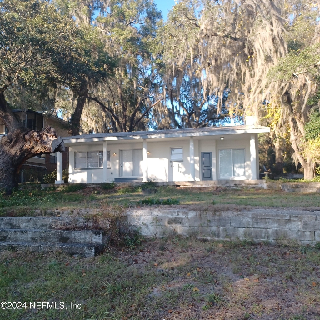 5869 White Sands Road - Photo 0
