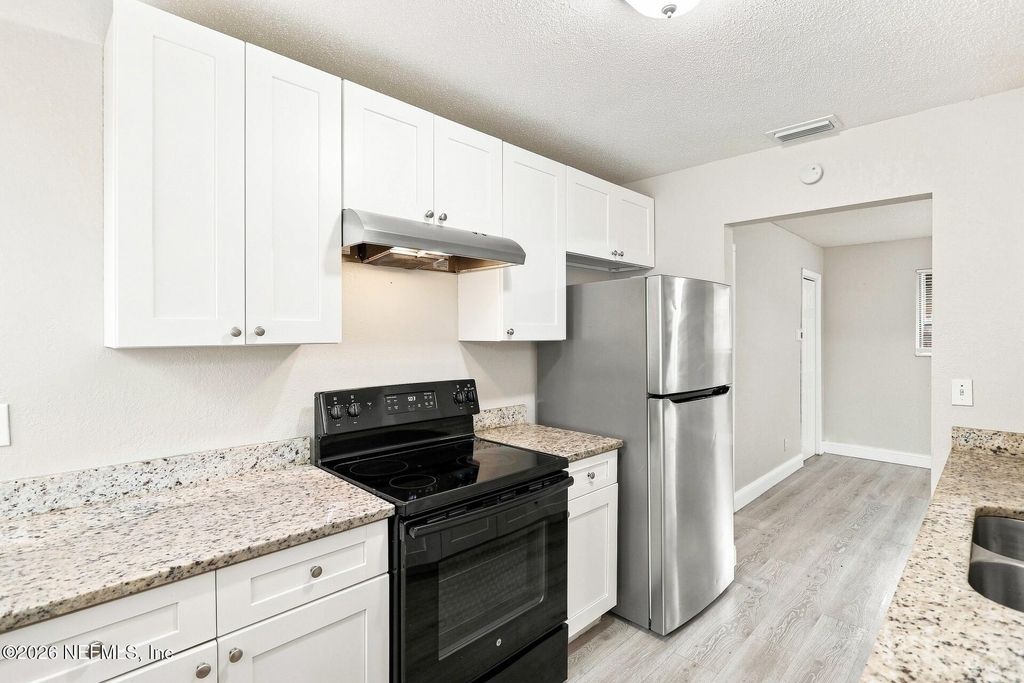 6790 Tinkerbell Lane - Photo 4
