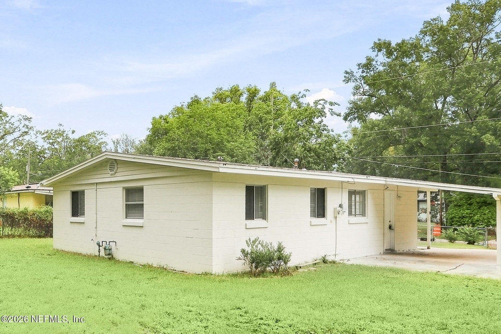 6790 Tinkerbell Lane - Photo 14