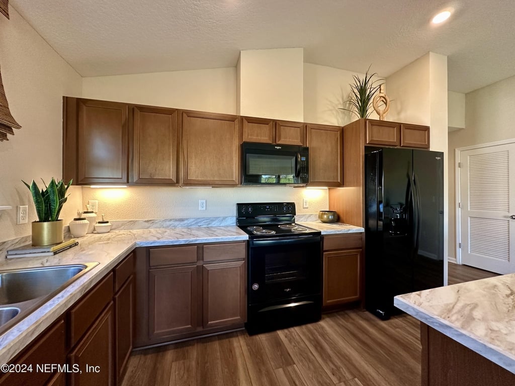 12398 Gillespie Avenue - Photo 64