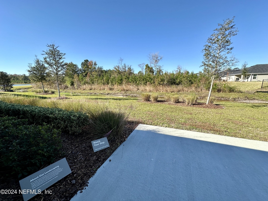 12398 Gillespie Avenue - Photo 37