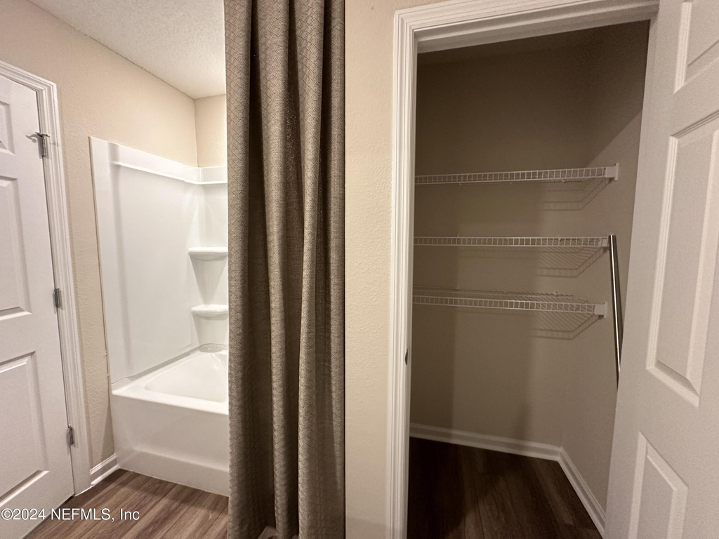 12398 Gillespie Avenue - Photo 48