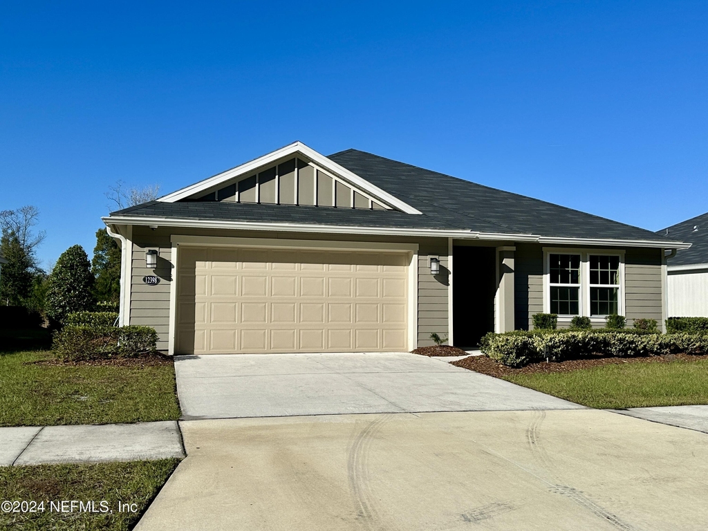 12398 Gillespie Avenue - Photo 0