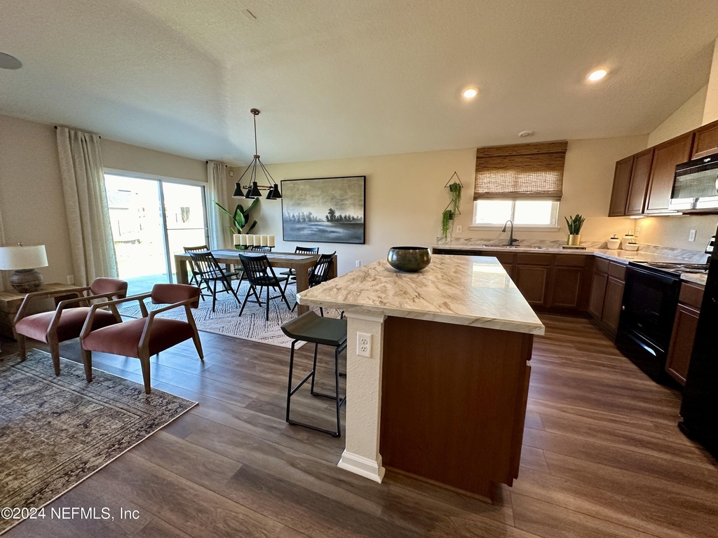 12398 Gillespie Avenue - Photo 58