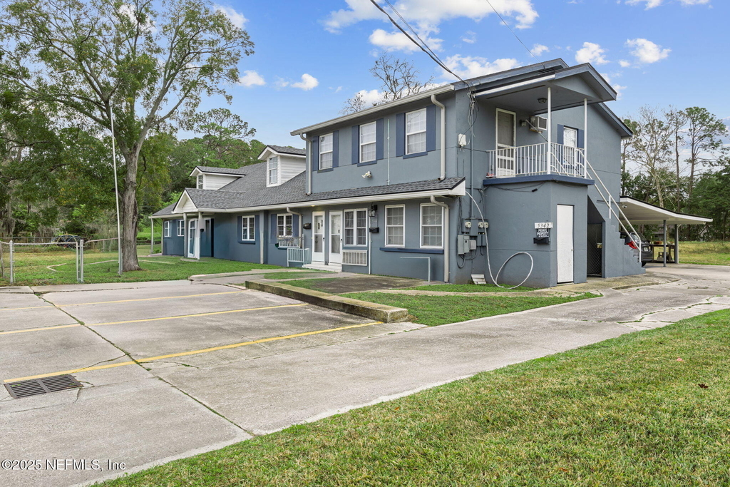 5342 Kingsbury Street - Photo 1
