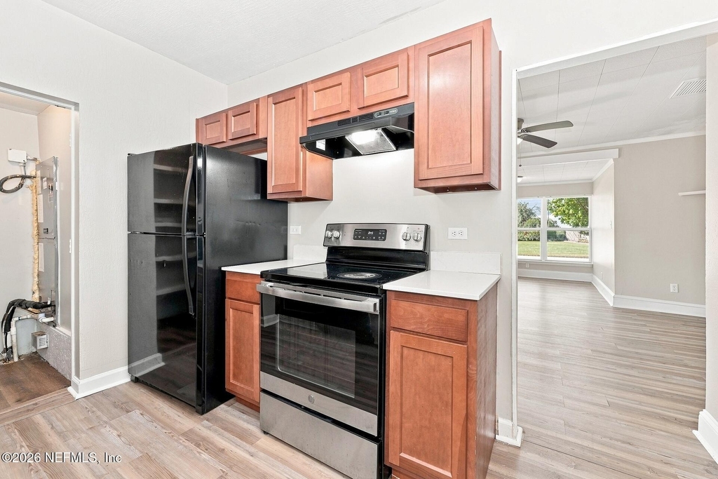 9776 Hogan Road - Photo 2