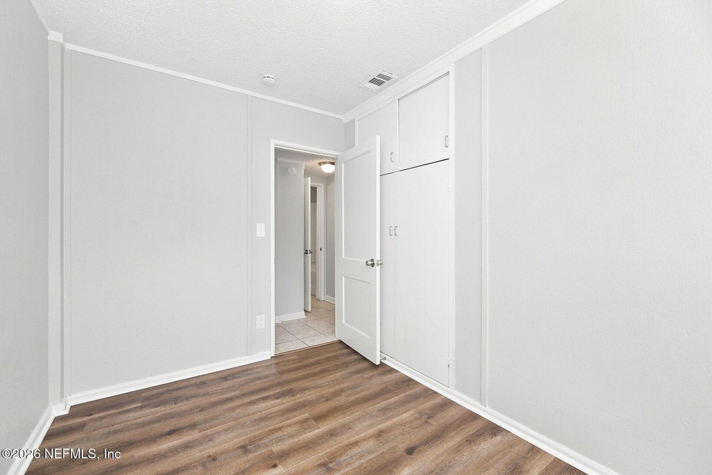 6856 Camelot Road - Photo 11