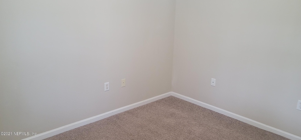 8215 Green Parrot Road - Photo 18