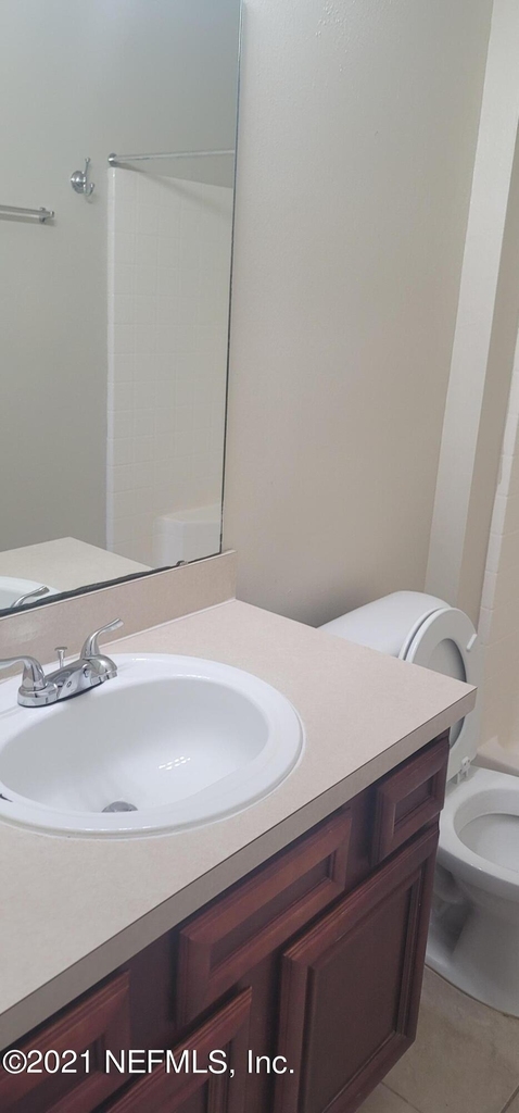 8215 Green Parrot Road - Photo 14