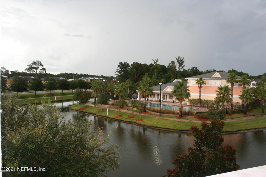 8215 Green Parrot Road - Photo 21