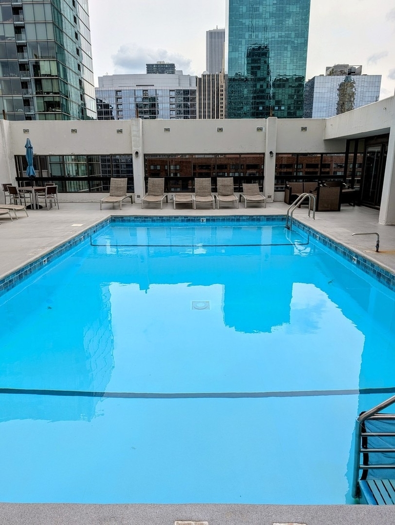 230 E Ontario Street - Photo 22