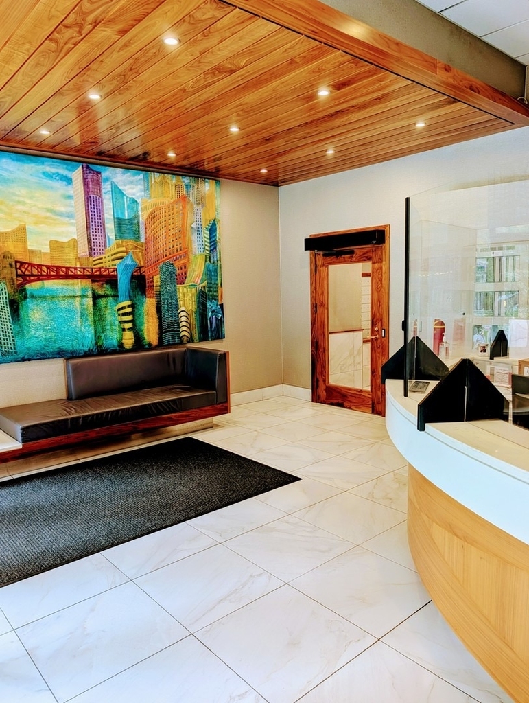 230 E Ontario Street - Photo 3