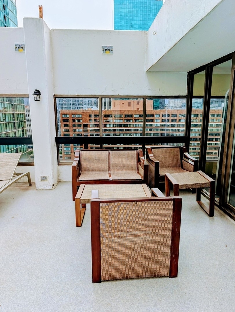 230 E Ontario Street - Photo 26