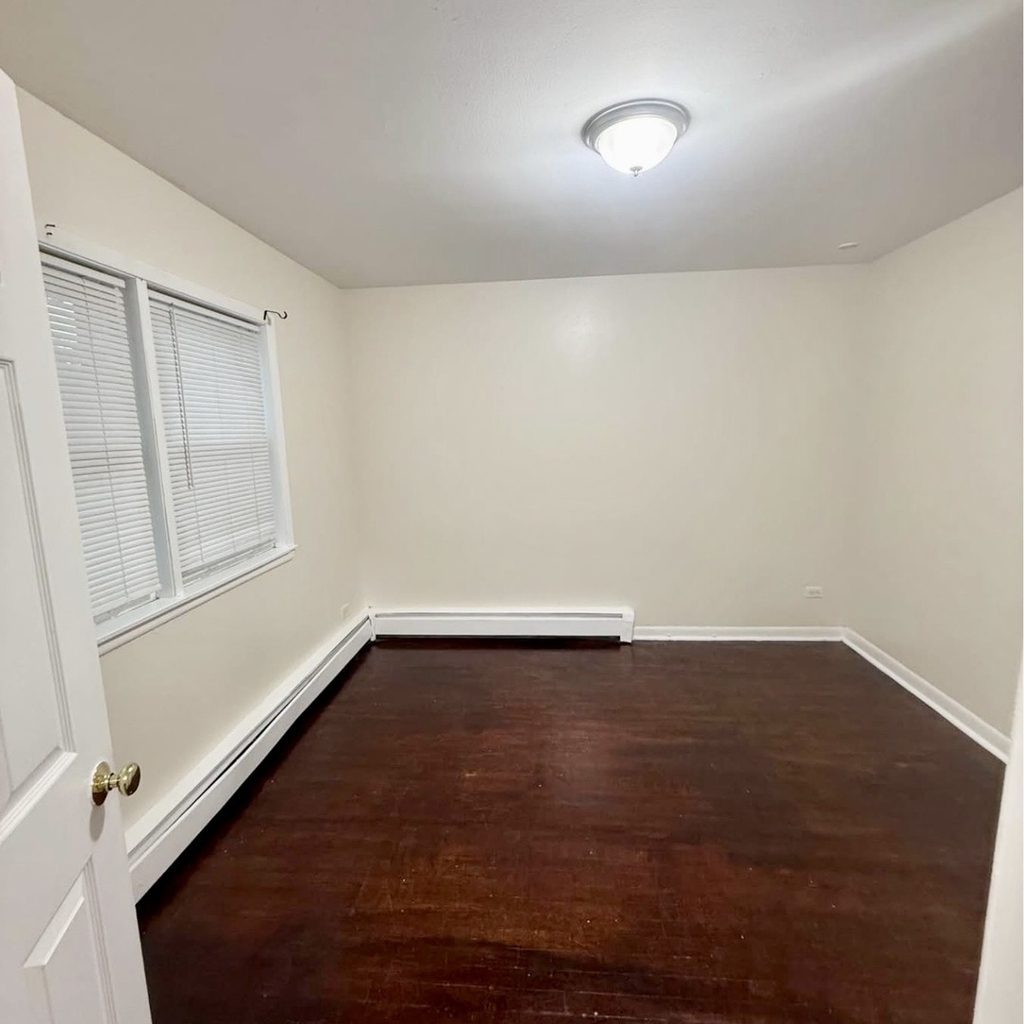 6235 N Mozart Street - Photo 4