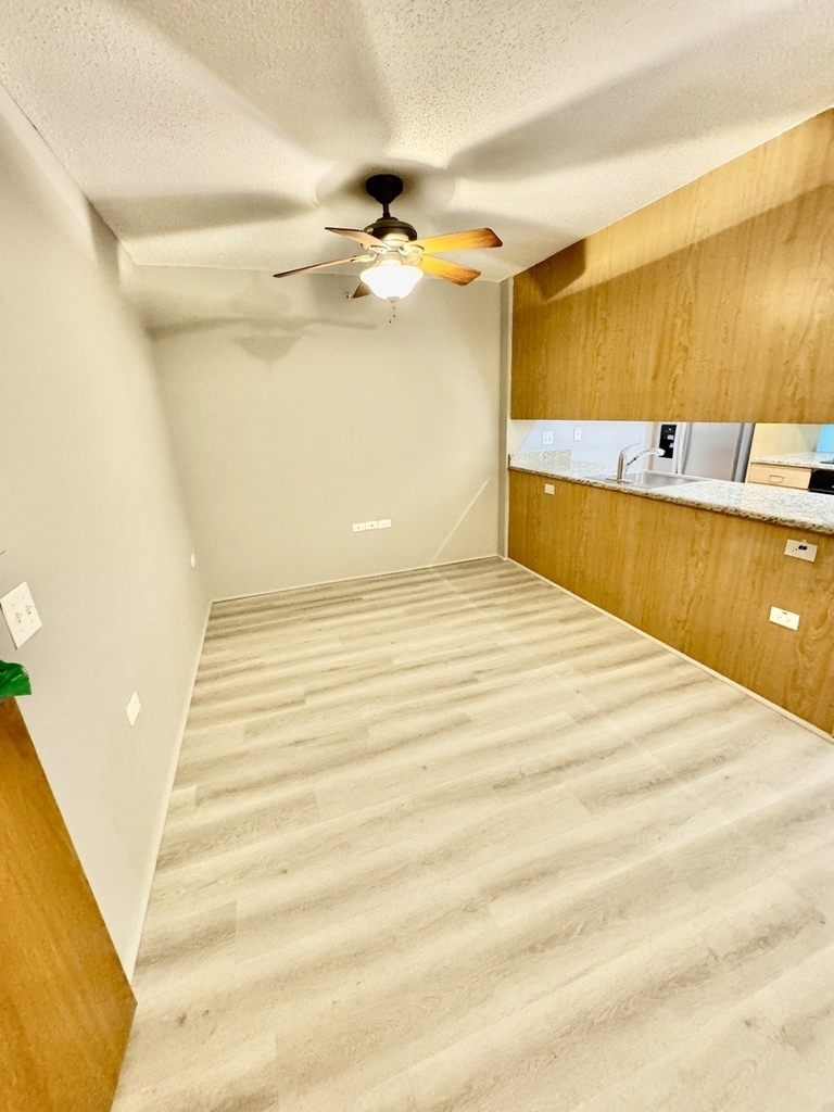 9655 Woods Drive - Photo 3