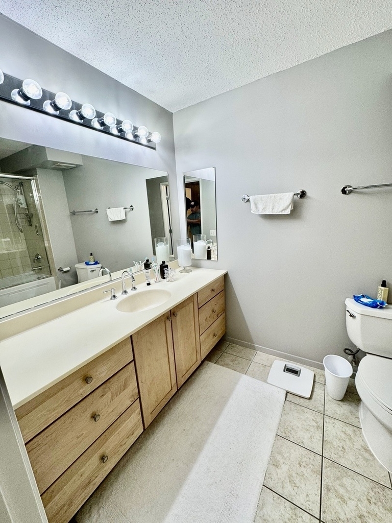 9655 Woods Drive - Photo 17