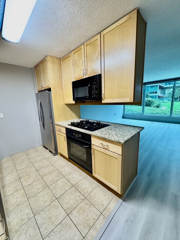 9655 Woods Drive - Photo 5