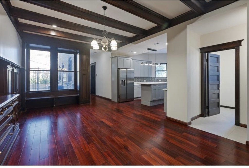 442 E 48th Street - Photo 7