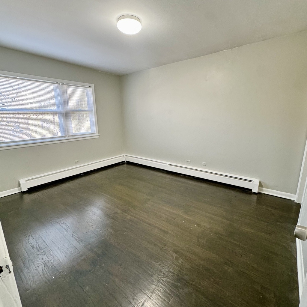 6235 N Mozart Street - Photo 5