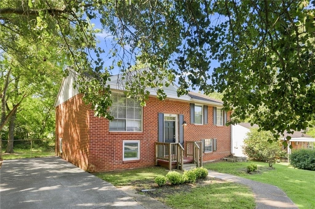 221 Whipporwill Way - Photo 1