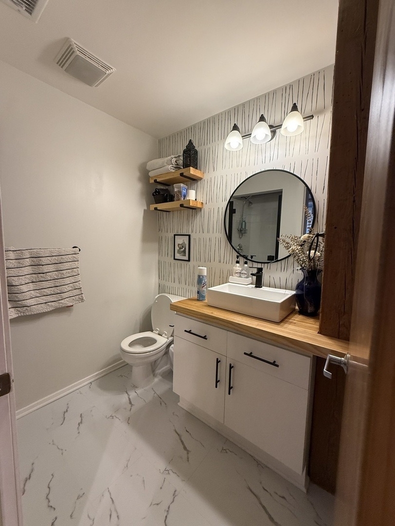 2511 W Moffat Street - Photo 16