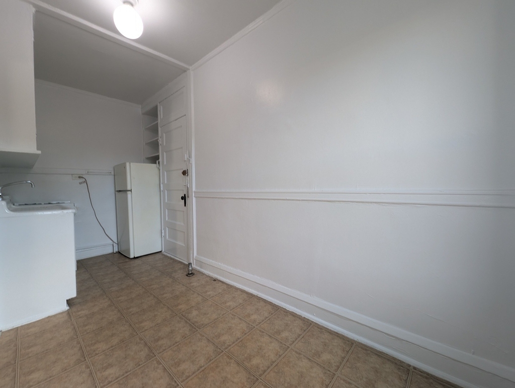 3310 W Schubert Avenue - Photo 13