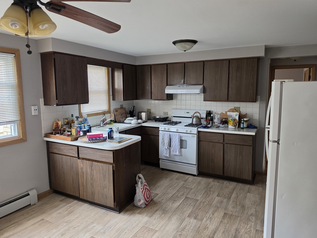 965 Cora Street S - Photo 2