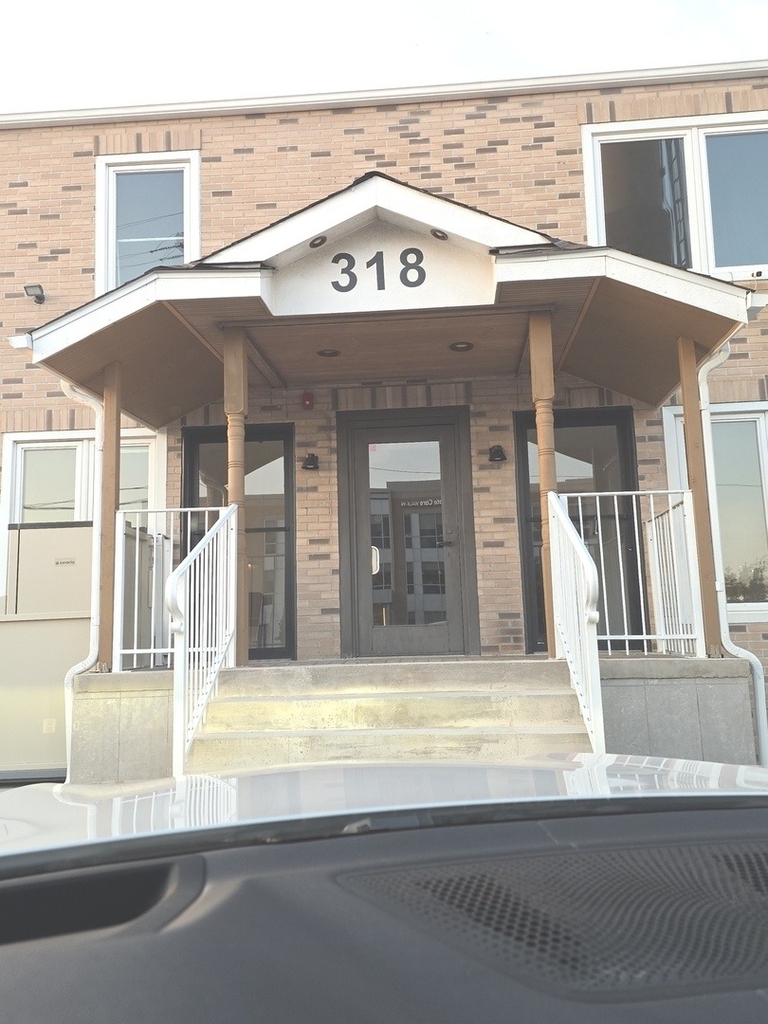 318 W Ogden Avenue - Photo 0