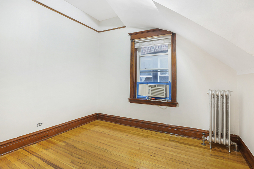 3112 N Davlin Court - Photo 8
