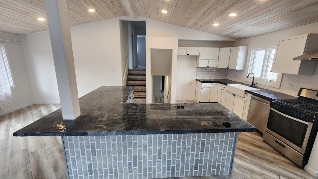 638 Calhoun Avenue - Photo 3