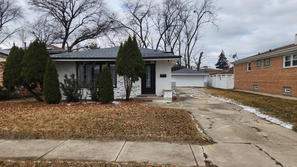 638 Calhoun Avenue - Photo 0