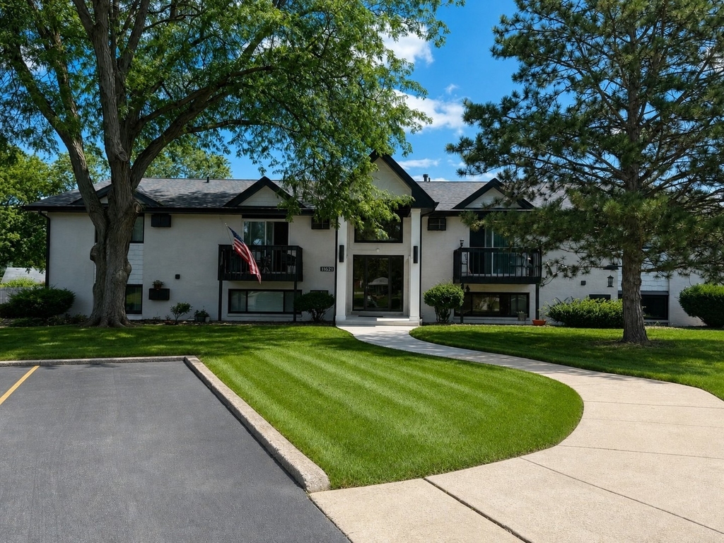 11621 Roberts Street - Photo 0