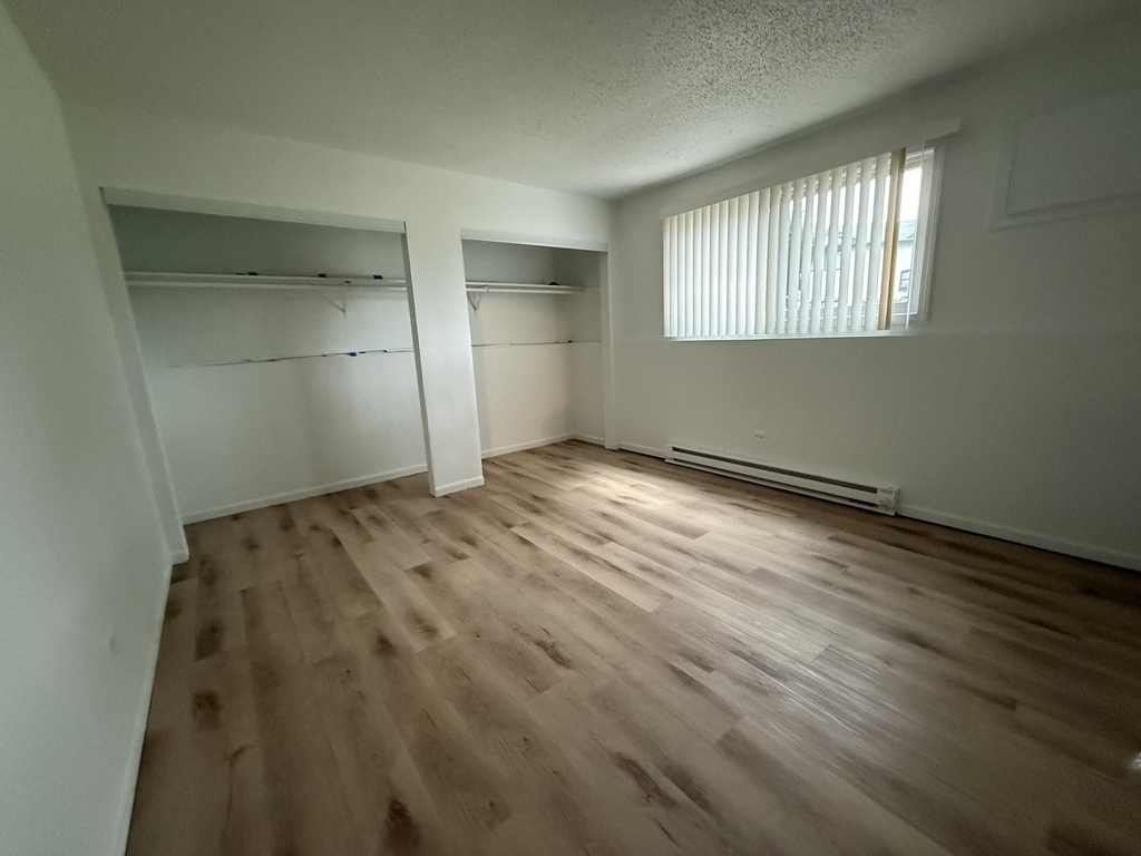 11621 Roberts Street - Photo 9