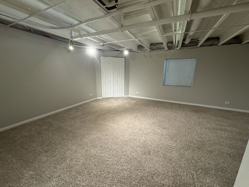2399 Stoughton Circle - Photo 19