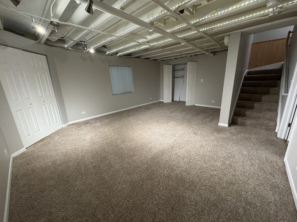 2399 Stoughton Circle - Photo 20