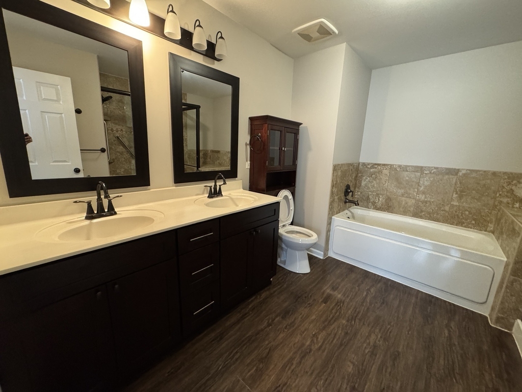 2399 Stoughton Circle - Photo 9
