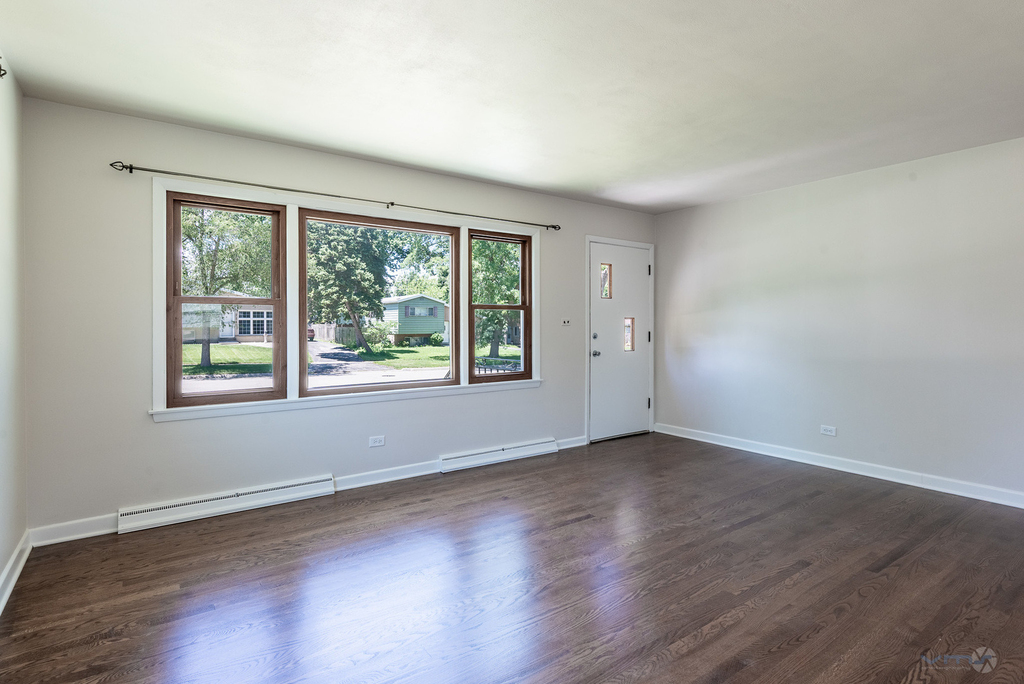 711 N 3rd Avenue - Photo 2