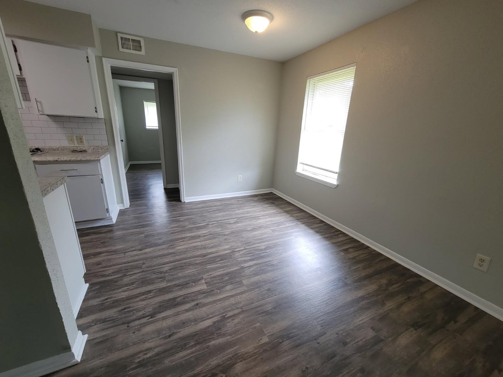 6617 N Lincoln Drive - Photo 7