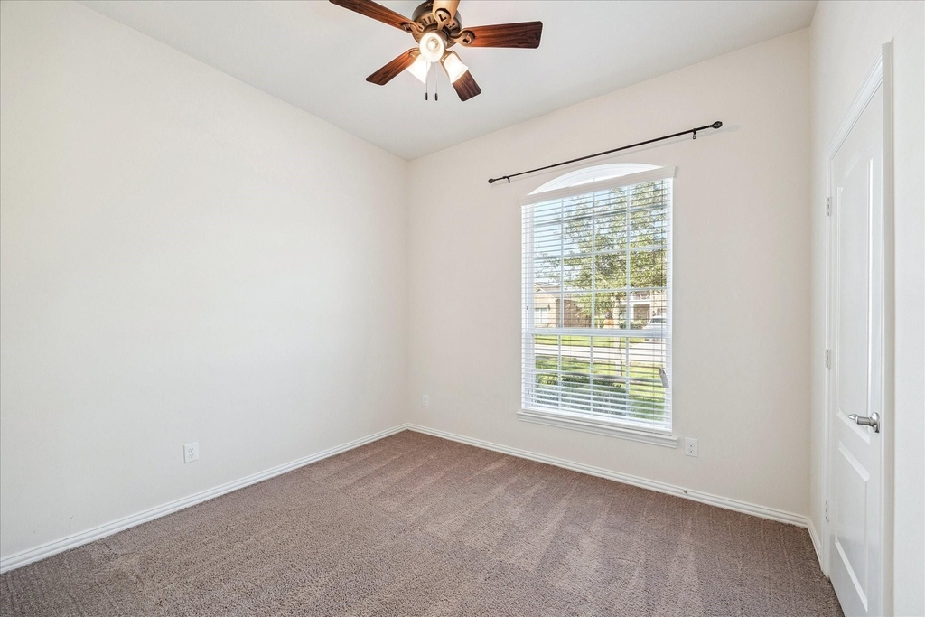 205 Brookwood Park Lane - Photo 3
