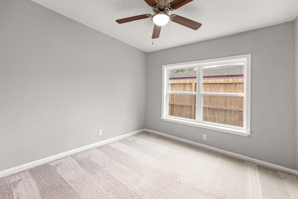 7630 Lady Street - Photo 13