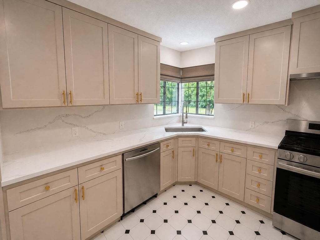 9350 Livernois Road - Photo 6