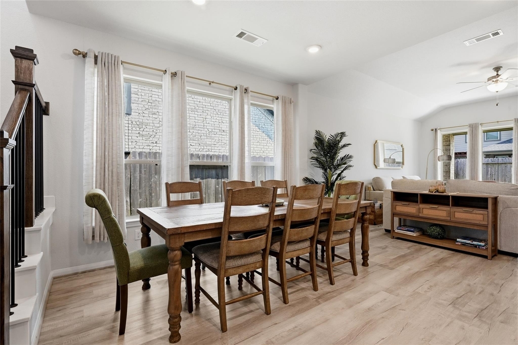 31327 Sellers Terrace Drive - Photo 8