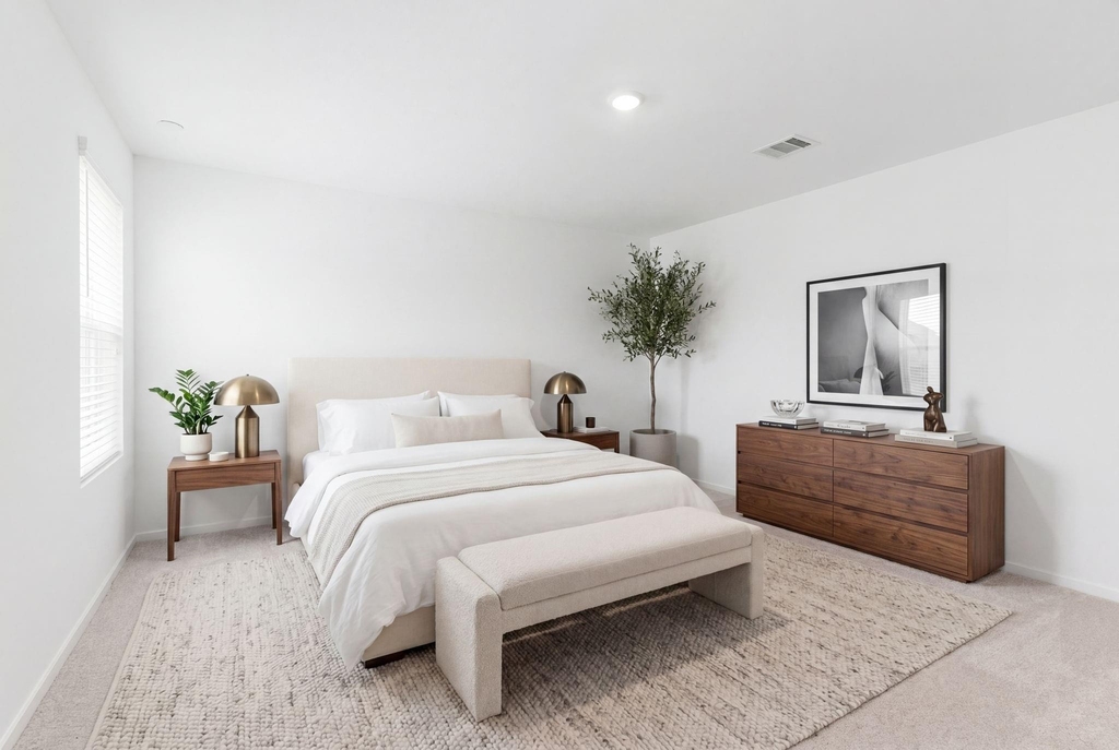 1538 Golden Iris - Photo 0