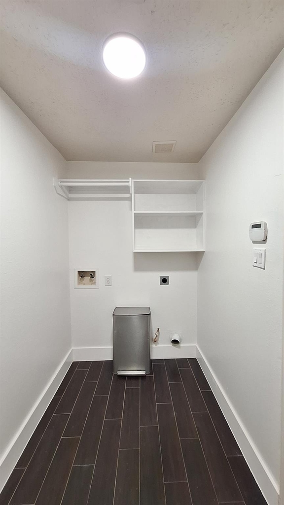 17122 Canterbury Green Court - Photo 4