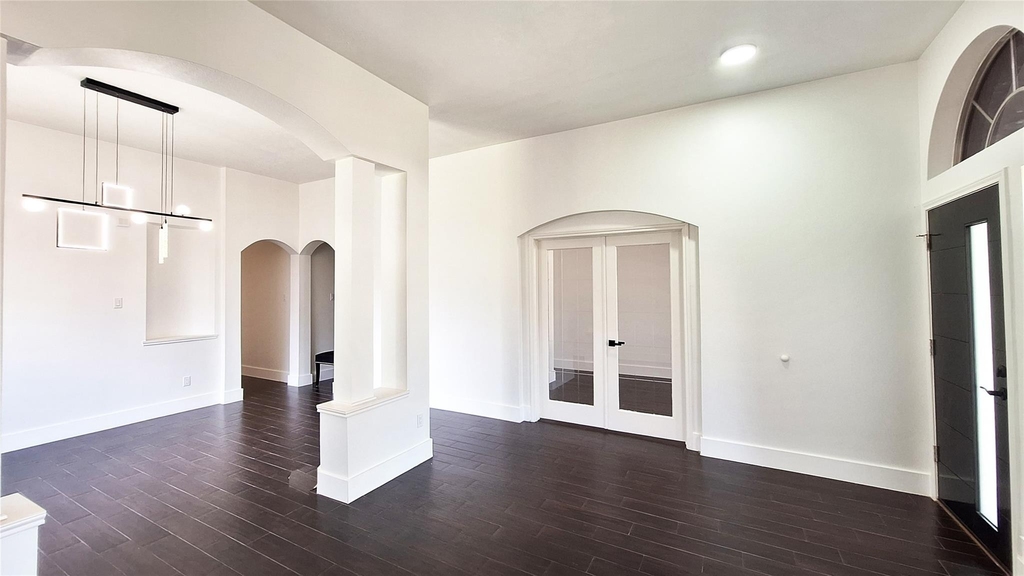 17122 Canterbury Green Court - Photo 35