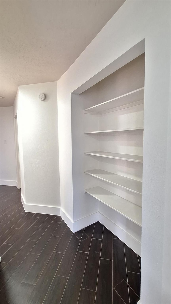 17122 Canterbury Green Court - Photo 3
