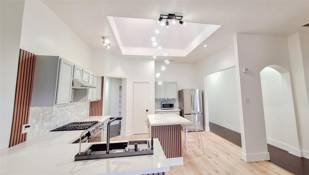 17122 Canterbury Green Court - Photo 32